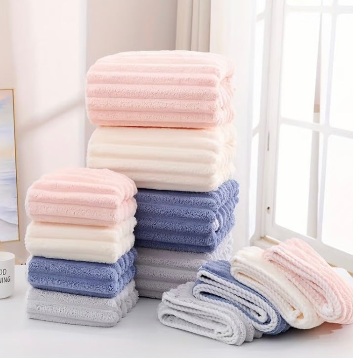 Absorbent Bath Towel image 0